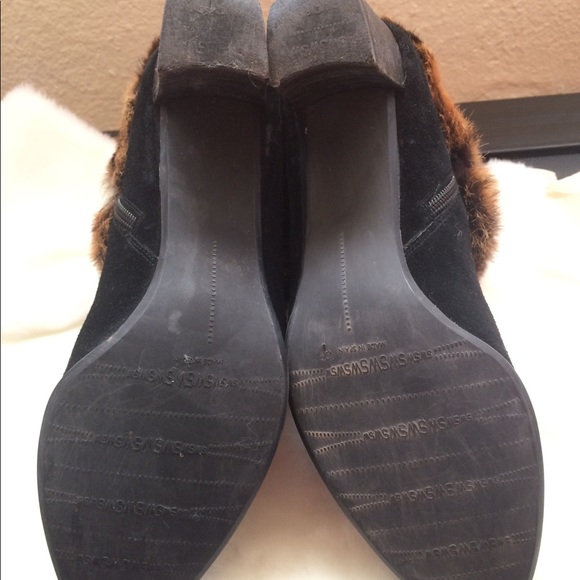 Stuart weitzman fur boots size 7 b - Picture 4 of 7